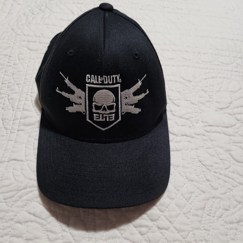 Call of Duty Elite Hat Yupoong Flexfit Black Skull Cross Rifles Gaming Cap S-M